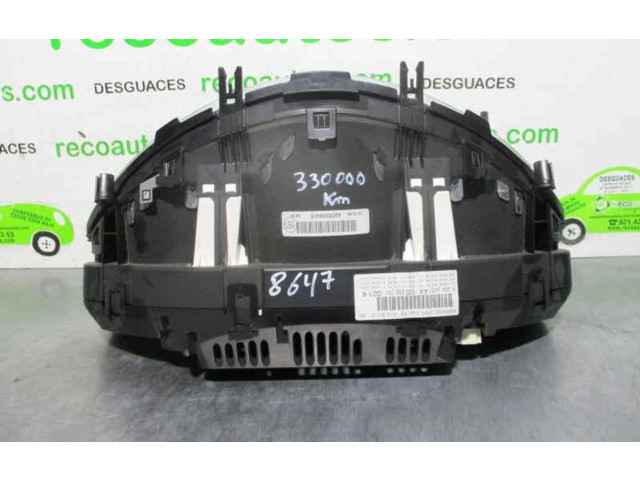Přístrojová deska  Mercedes-Benz GLK (X204) 2009 A2049004400, A2C53305419  