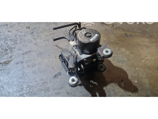 Jednotka ABS 31329137   Volvo V60 2013
