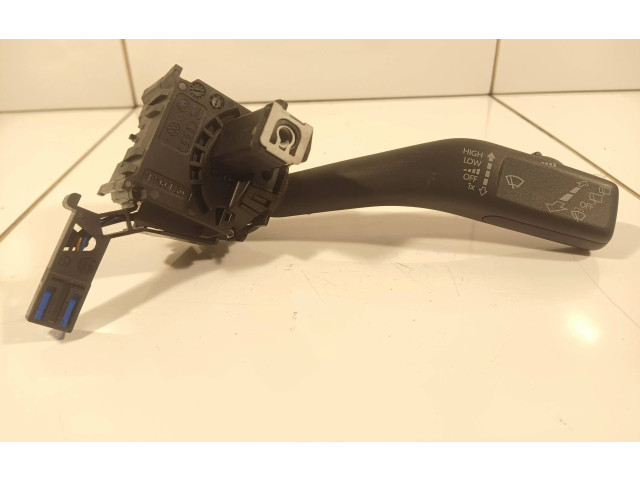 Ручка стеклоочистителей 1K0953519H, 01203514   Volkswagen Caddy
