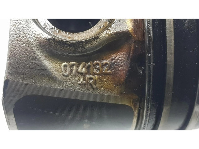  Поршень с шатуном  0628W2  Citroen C1 для бензинового двигателя 1.0