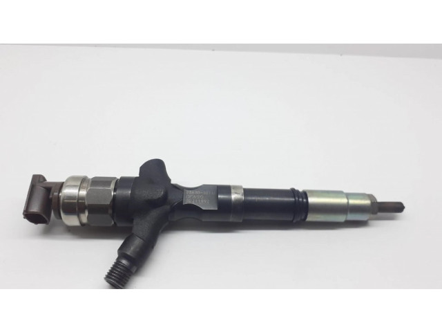 Vstřikovač 2367030140, 08J11992   Toyota Land Cruiser (J120)  pro naftový motor 3.0  