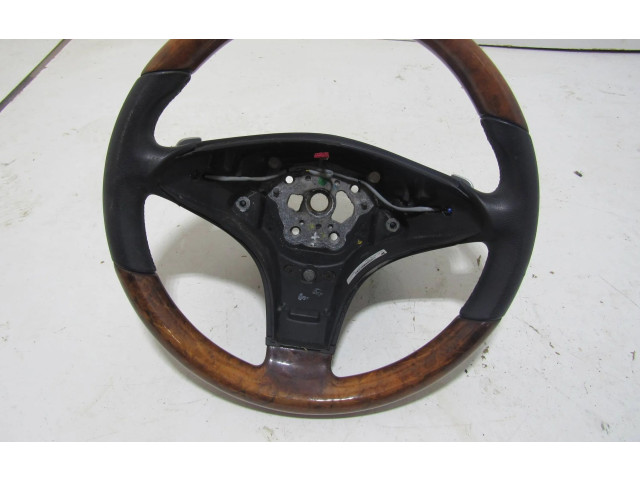 Volant Mercedes-Benz SL R230 2009 A2304601876  