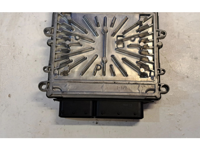 Блок управления двигателя     30729826, 0281012103    Volvo XC90 