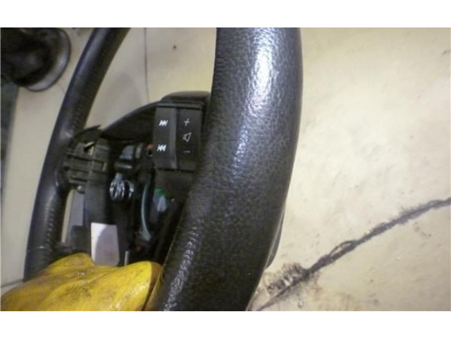 Volant Volvo XC90 2003 30643067  
