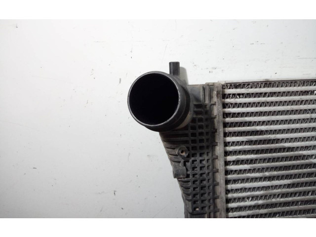 Интеркулер  3C0145805AD, P2-B10-4   Volkswagen Tiguan 