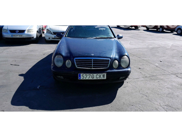 Volant Mercedes-Benz CLK A208 C208 1997 A1704600103  