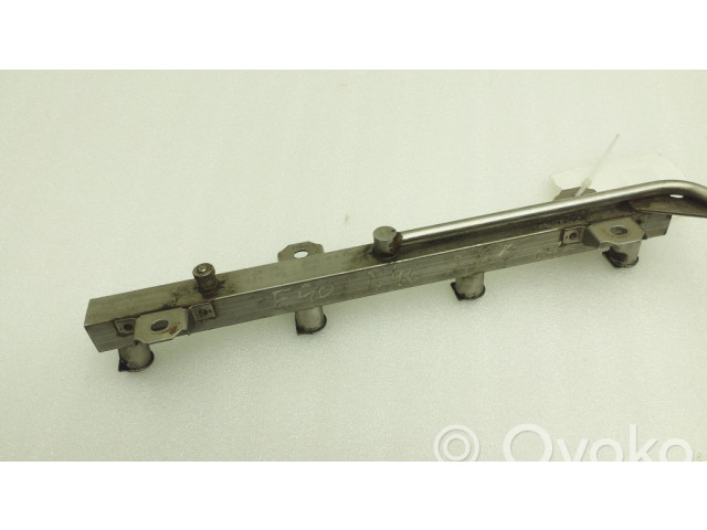 Vstřikovací lišta 7530420, 7526892   BMW Z4 E85 E86  pro benzínový motor 2.0 N46b20b 