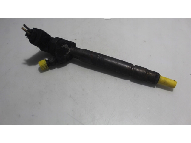 Vstřikovač 0445110025   Mercedes-Benz C W203  pro naftový motor 2.1  