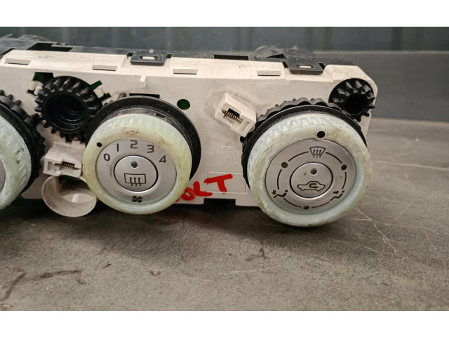 Блок управления климат-контролем 983860X   Mitsubishi Colt