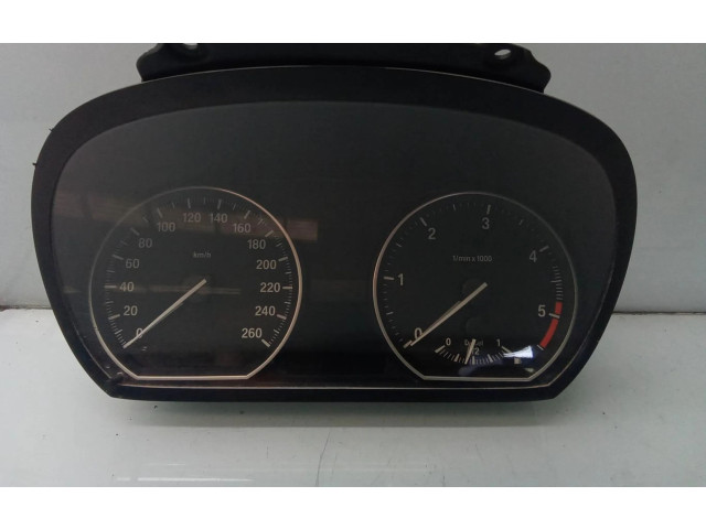 Přístrojová deska  BMW 1 E81 E87  102495584  