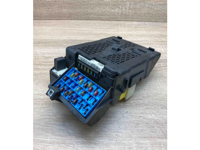 Блок предохранителей 7703297929, 1096033G   Renault Megane I    