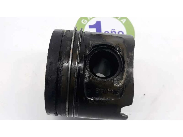 Píst 11257803033   BMW 5 E39   2.0  