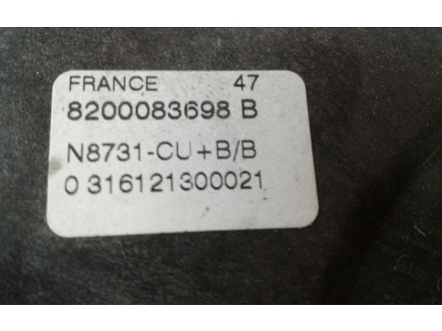 Подушка безопасности водителя 8200083698B   Renault Espace III