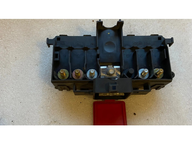   Pojistková skříňka A2035450301   Mercedes-Benz C W203 2002
