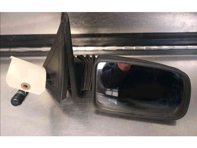 Zpětné zrcátko  Peugeot 205 1989  8148A2  