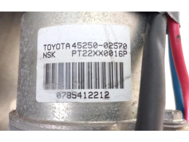 Čerpadlo oleje 4525002570   Toyota Corolla E120 E130   