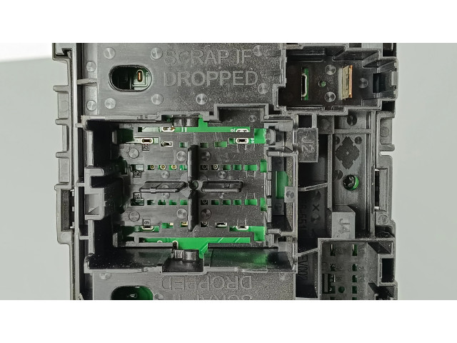   Pojistková skříňka 68347016AD   Jeep Grand Cherokee WL 2023