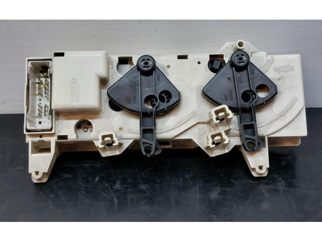Vstřikovač 663212P   Renault Megane I     