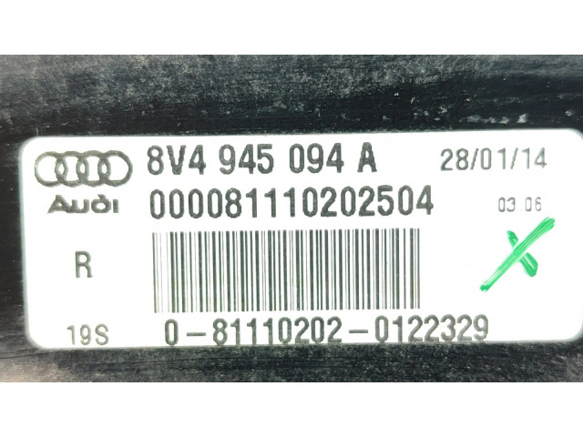 Задний фонарь  8V4945094    Audi A3 S3 8V   2013-2019 года