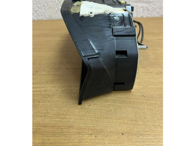 Přístrojová deska  Mercedes-Benz E W124 1993 87001199, F3125  