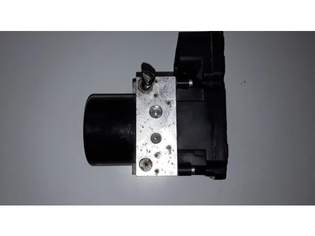Jednotka ABS 10096104143   Volvo V40 2015