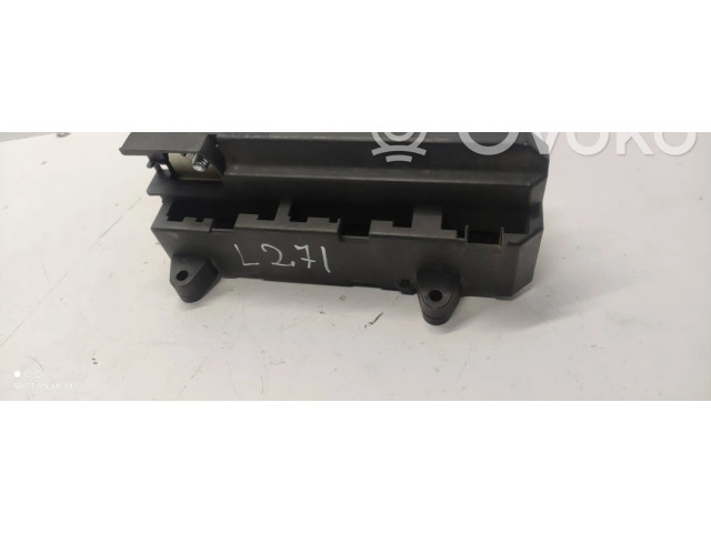   Pojistková skříňka 6900583   BMW 7 E65 E66 2002