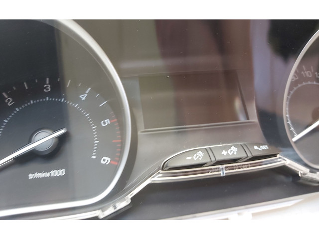 Přístrojová deska  Peugeot 208 2017 982262158000  