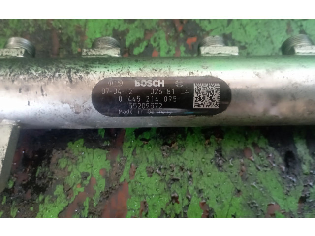 Vstřikovací lišta 55209572   Fiat Croma     