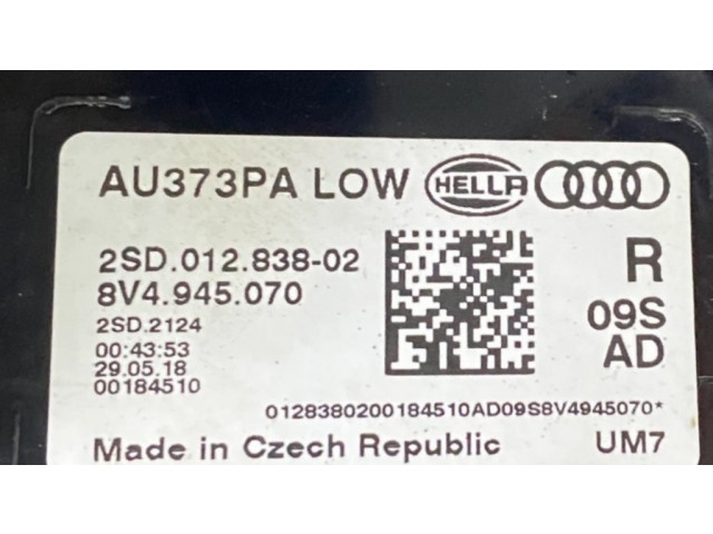 Задний фонарь правый сзади 8V4945070    Audi A3 S3 8V   2013-2019 года