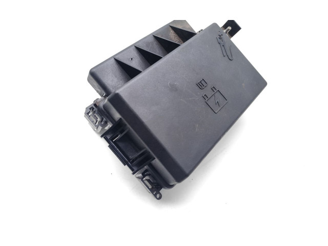 Блок предохранителей P04692233AD   Chrysler 300 - 300C    