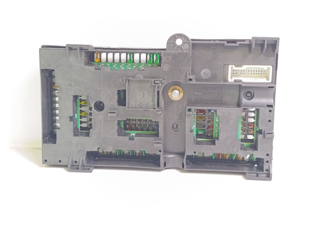 Блок предохранителей 6837090, 6839218   BMW 5 G30 G31    