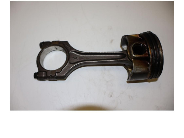  Поршень с шатуном 55273835   Alfa Romeo Stelvio  