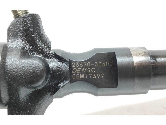 Vstřikovač 2367030400, 05M17397   Toyota Land Cruiser (J150)     