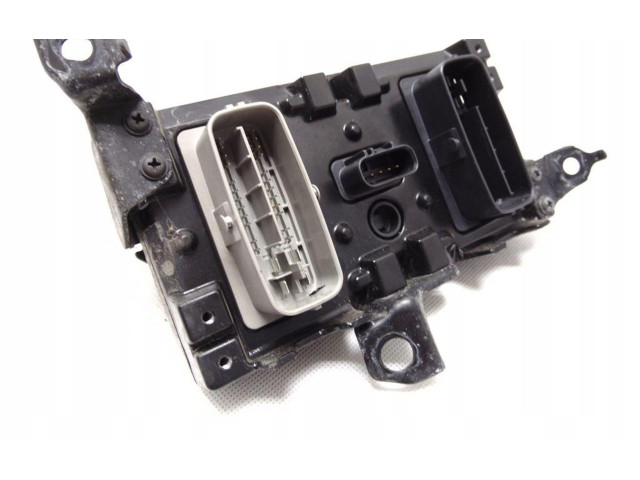 Jednotka ABS    Lexus GS 250 350 300H 450H 2019