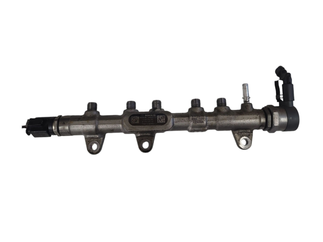 Vstřikovač 8514146, 0445110613   BMW 2 F45  pro naftový motor 2.0 B47C20A 