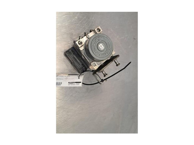 Jednotka ABS A2054310100   Mercedes-Benz C W205 2014