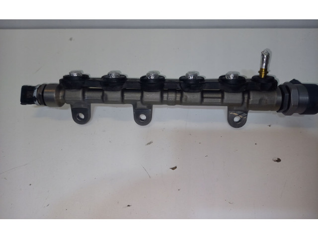 Топливная рампа 0445214173   Nissan X-Trail T31  