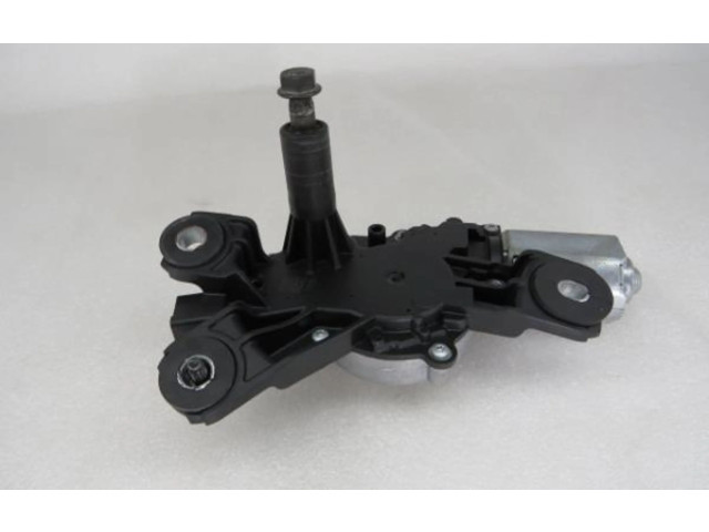 Моторчик заднего дворника 0390205055, 31457261    Volvo XC40
