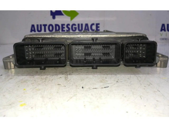 Řídící jednotka 237102703S   Renault Captur 2020