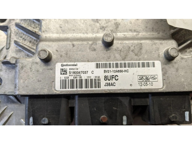 Блок управления двигателя 8V2112A650HC, 8UFCJ38AC   Ford Fiesta