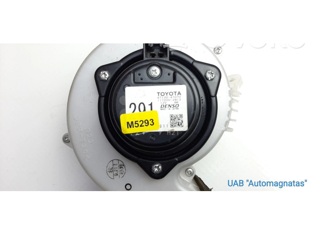 Вентилятор печки    8713047070, M5293   Toyota Prius (XW20)