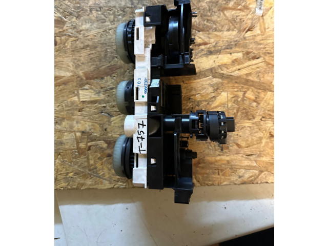 Блок управления климат-контролем 69667301   Mitsubishi Colt
