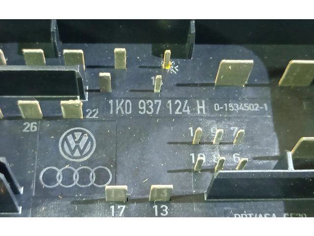   Pojistková skříňka 1K0937124H   Audi A3 S3 8P 