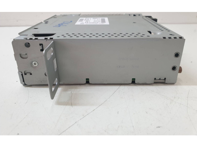 Радио/ проигрыватель CD/DVD / навигация 10R0411174   Smart ForFour II W453    