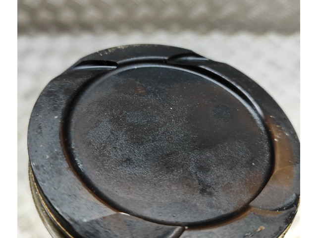Píst 32213692, 31401957   Volvo XC40     