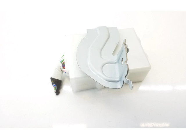 Блок управления 284U15SN0A   Nissan Leaf II (ZE1)