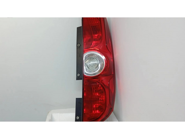 Задний фонарь  00518106730    Fiat Doblo   2000-2009 года