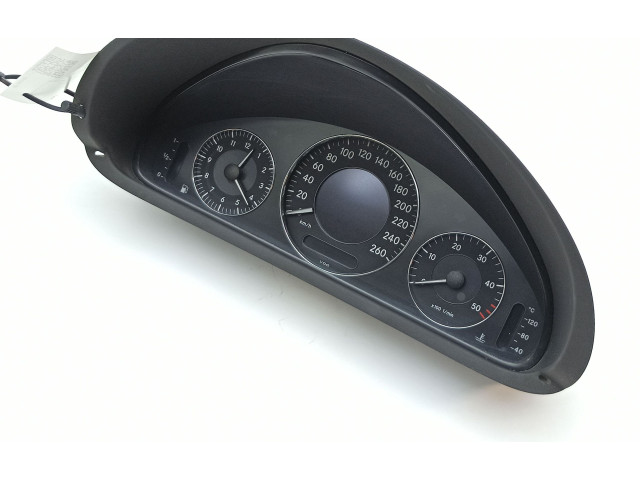 Панель приборов A2095407111, 110080282   Mercedes-Benz CLK A209 C209       