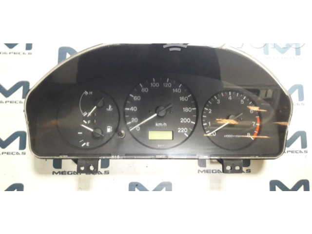 Přístrojová deska  Mazda 323  J4BG2SB  