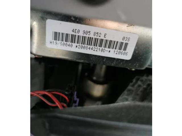 Руль Volkswagen Touareg I  2002 - 2010 года 4E0905852E      